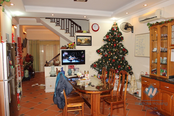 House with nice garden for rent in Au Co, Tay Ho, Ha Noi